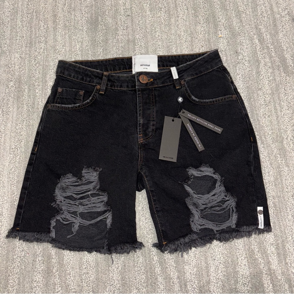 NWT One Teaspoon Stevies Worn Black Distressed Shorts Women’s Sz 26